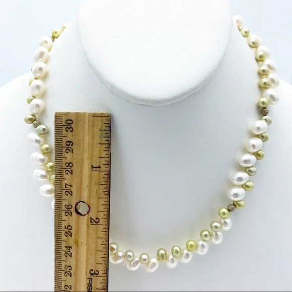 Vintage Light Green Pearls & White Pearls Sterling Silver Clasp Collar Necklace - Picture 5 of 13